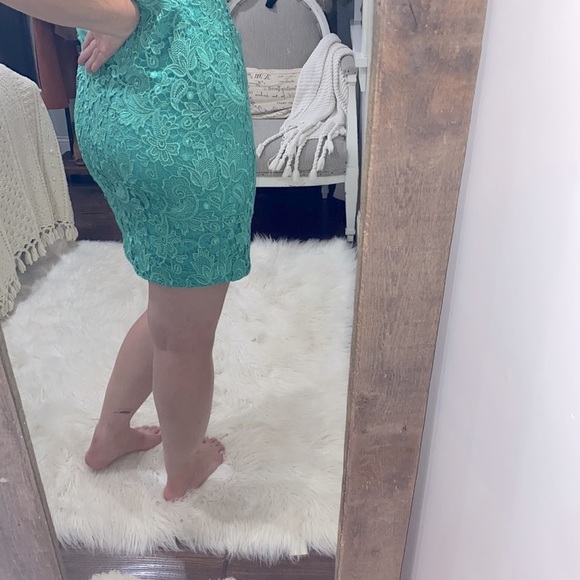 Vince Camuto teal dress crochet lace bodycon size 10 - Picture 4 of 10